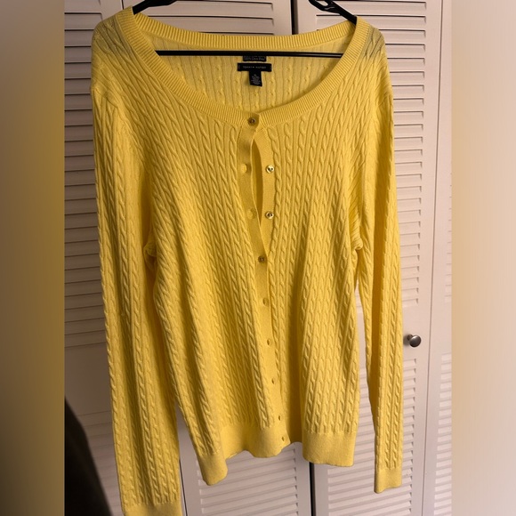 Tommy Hilfiger Sweaters - Tommy Hilfiger Sweater (W)